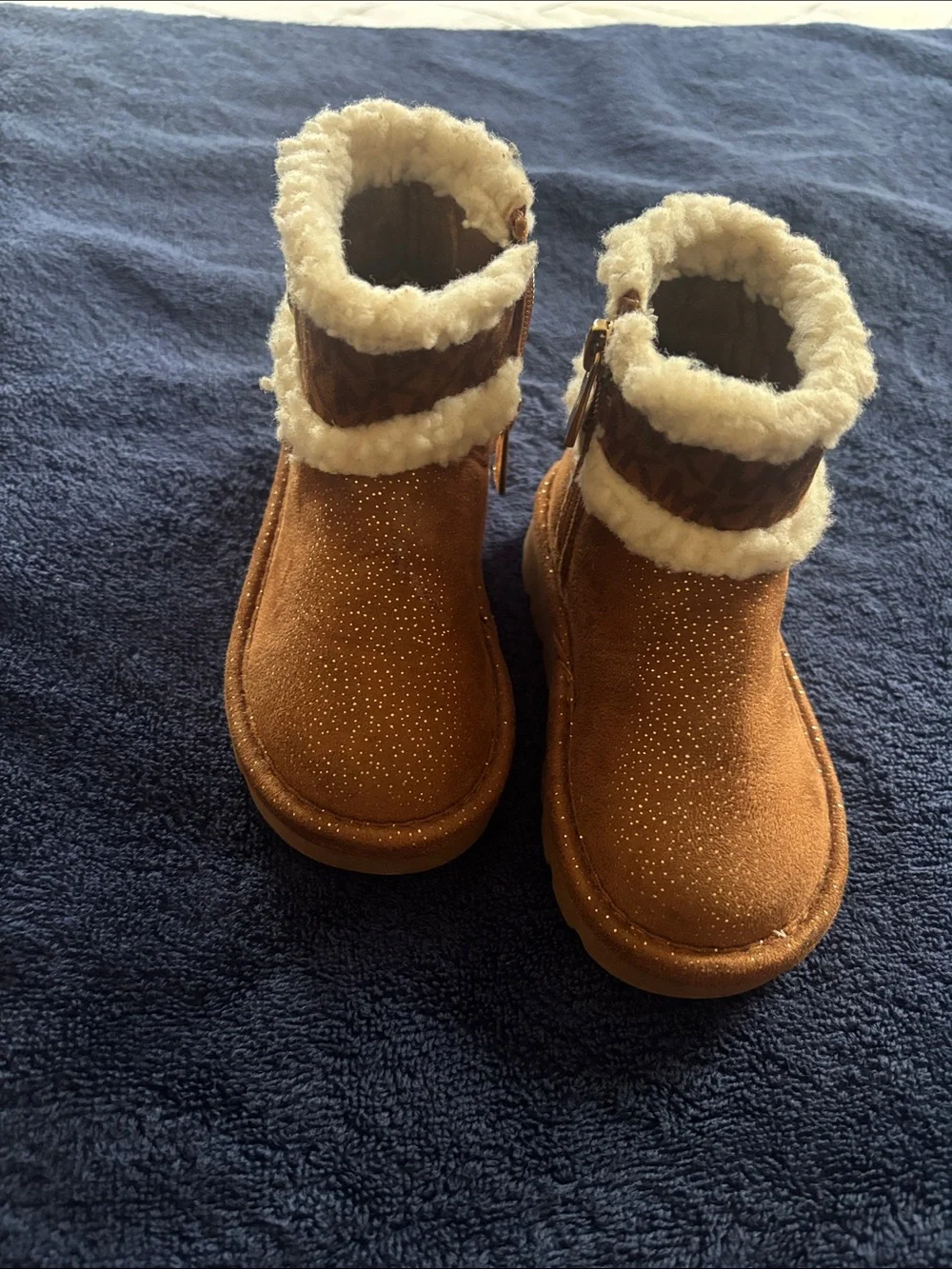 Michael Kors Chestnut Glitter Faux-Shearling Kids Boots